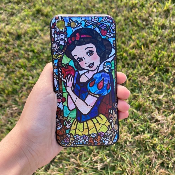 Snow White From Snow White And The Seven Dwarfs Disney iPhone Case - Picture 2 of 16